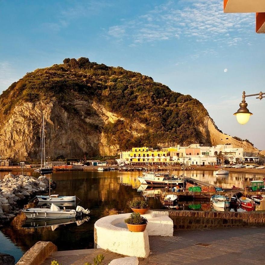 Mare Nostrum - Beachfront House - Sant'Angelo Ischia Exterior foto